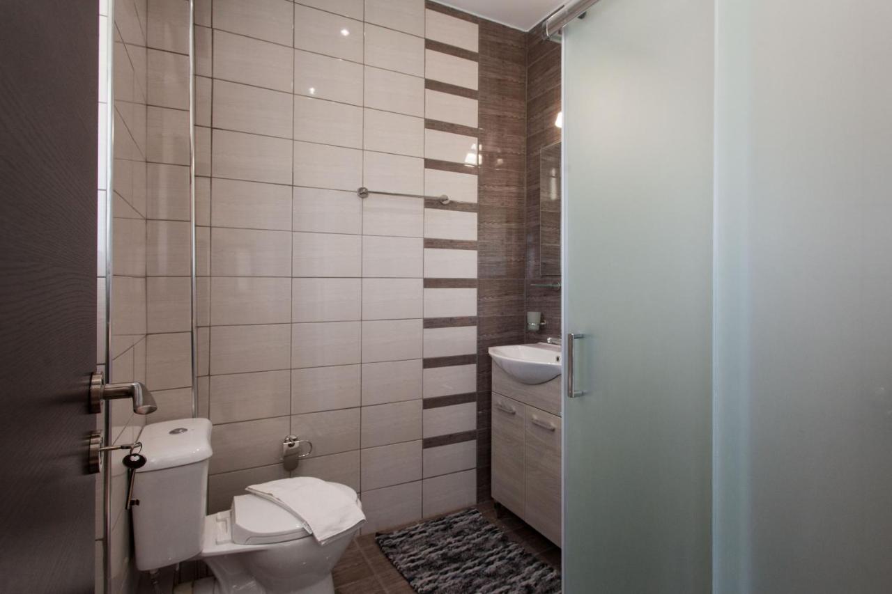 Modern Apt In Glyfada A Breath Away From The Sea - The View Atene Esterno foto