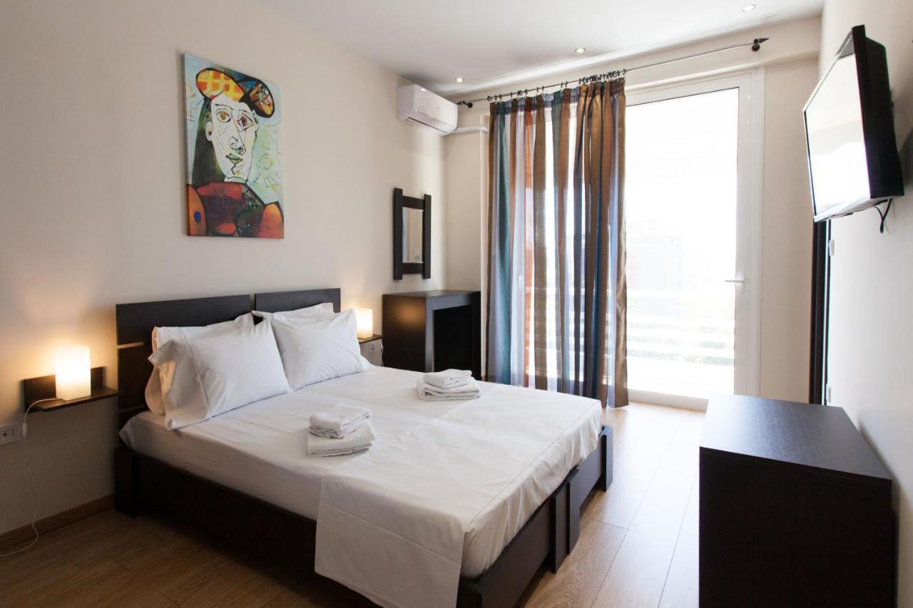 Modern Apt In Glyfada A Breath Away From The Sea - The View Atene Esterno foto