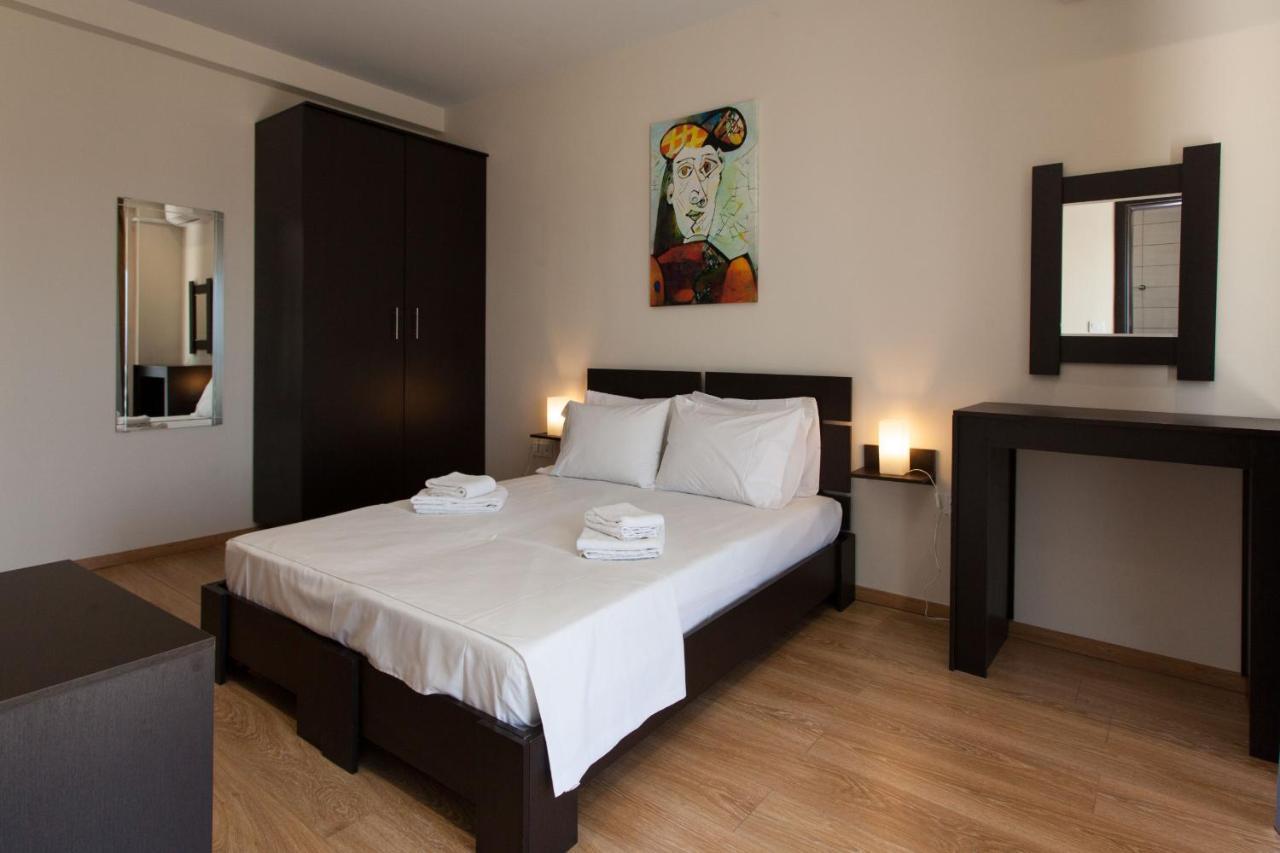 Modern Apt In Glyfada A Breath Away From The Sea - The View Atene Esterno foto