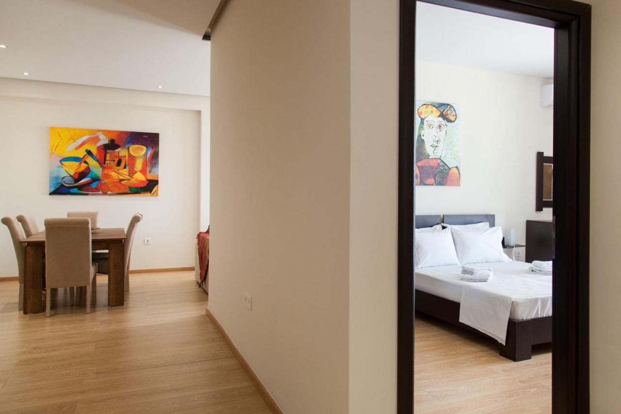 Modern Apt In Glyfada A Breath Away From The Sea - The View Atene Esterno foto