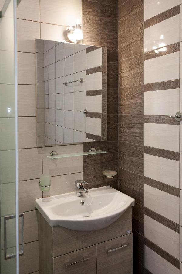 Modern Apt In Glyfada A Breath Away From The Sea - The View Atene Esterno foto