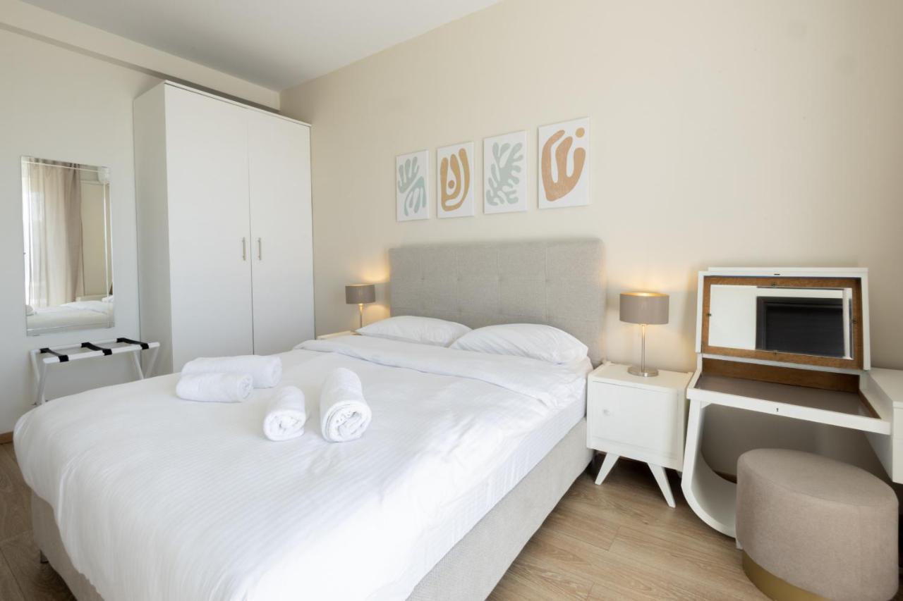 Modern Apt In Glyfada A Breath Away From The Sea - The View Atene Esterno foto